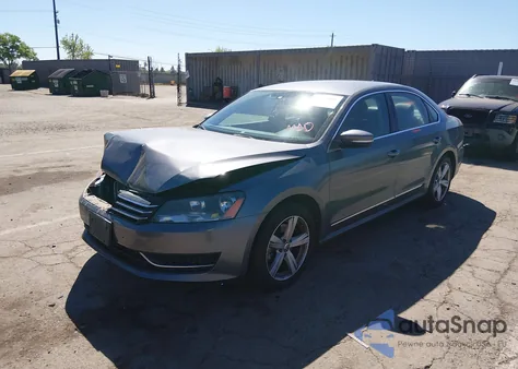 2014 Volkswagen Passat 1.8T Se from USA, damaged, VIN 1VWBT7A30EC063801